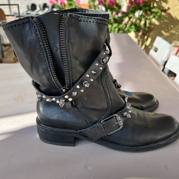 Sam store edelman adele